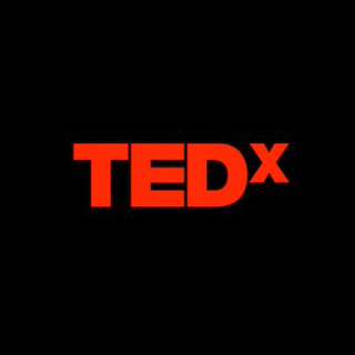 タイ人が語る「Life is easy」＠TEDx Talks 680万動画再生！