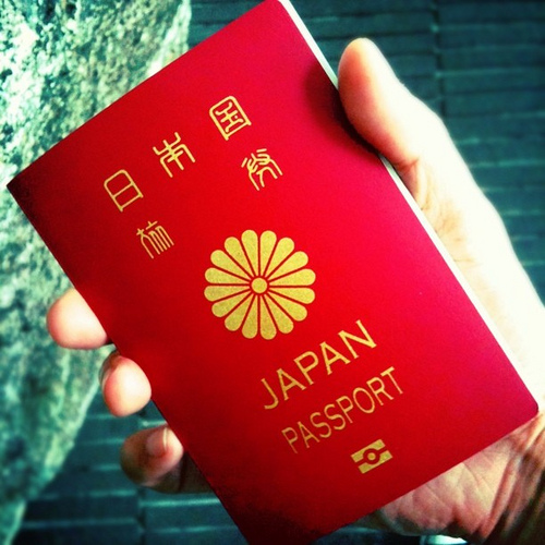 日本　パスポート　渡航可能　世界一